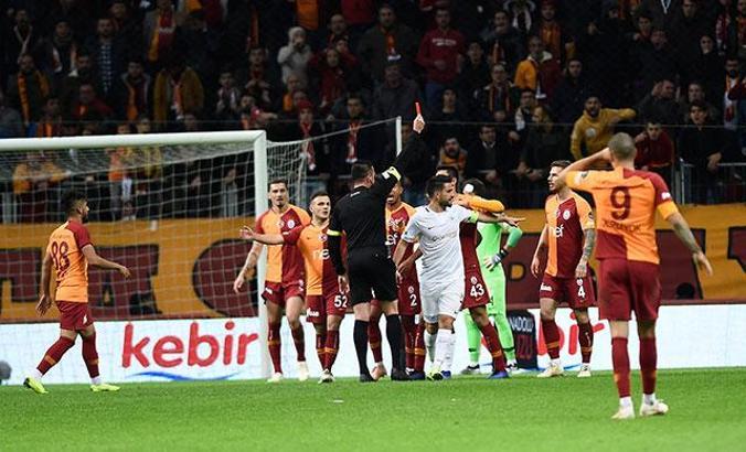 TFF, Galatasaray-A.Konyaspor maçındaki tartışmalı penaltıyı mercek altına alıyor