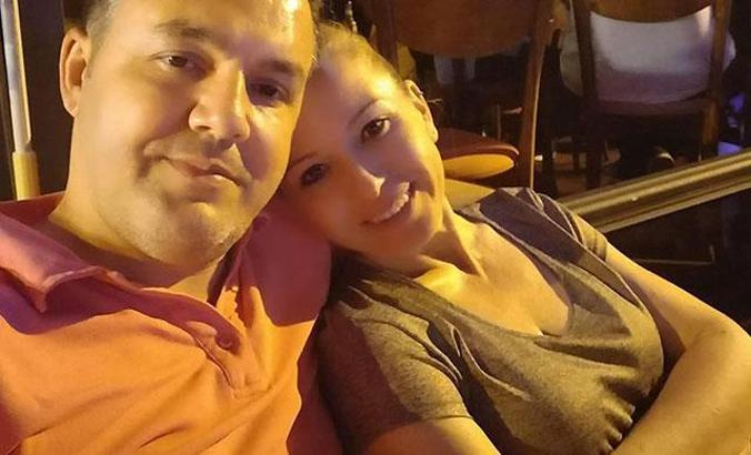 Bisikletleriyle gezen çifti kaza ayırdı