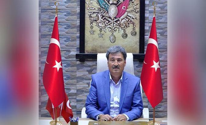 Mahalle muhtarına Atatürk'e hakaretten 3 yıl 9 ay hapis cezası