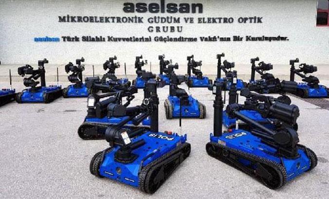 100 adet 'Ertuğrul Bomba İmha Robotu' emniyete teslim edildi