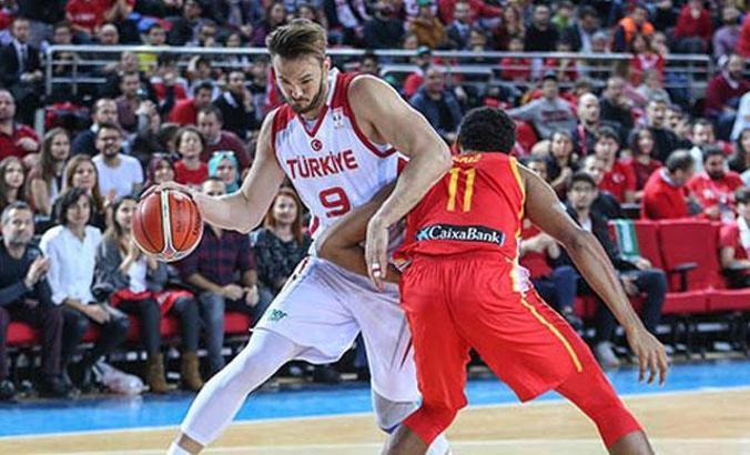 FIBA'dan Semih ve Ankaralı basketbolseverlere övgü
