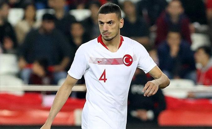 Merih Demiral: "Avrupa'da yarım bıraktığım işi devam ettirmek istiyorum"