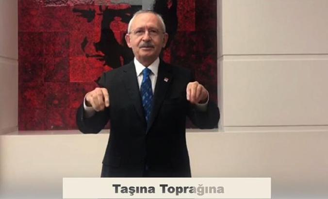 Kılıçdaroğlu işaret diliyle ''Bir Başkadır Benim Memleketim'' dedi