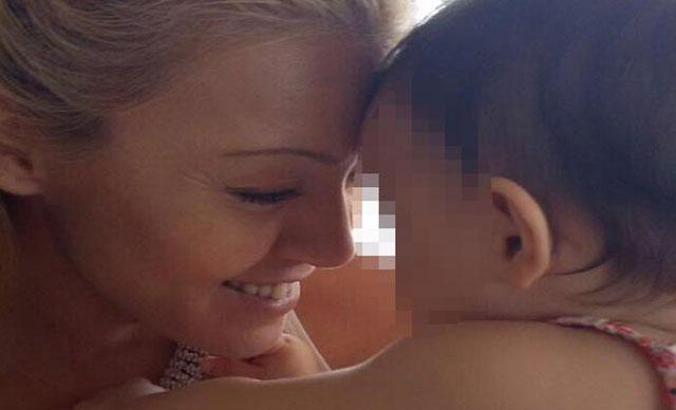 Velayet davasında Türk anneyi ağlatan karar