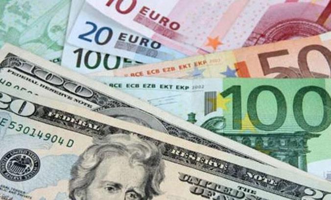 Dolar 5.35, euro 6.10 ve sterlin 6.76 lirada