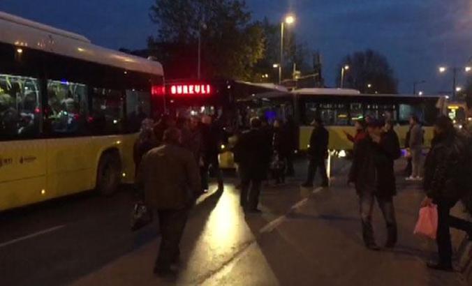 Tramvay kazası sonrası ek sefer otobüsü arızalandı