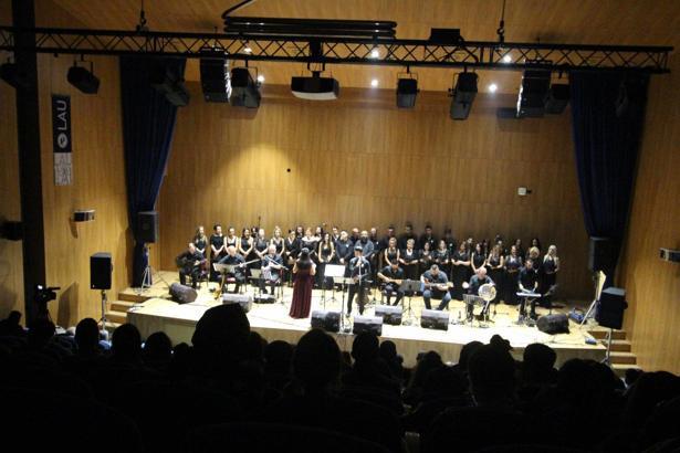 “Türkü Türkü Filmlerimiz” konseri LAÜ’de gerçekleşti