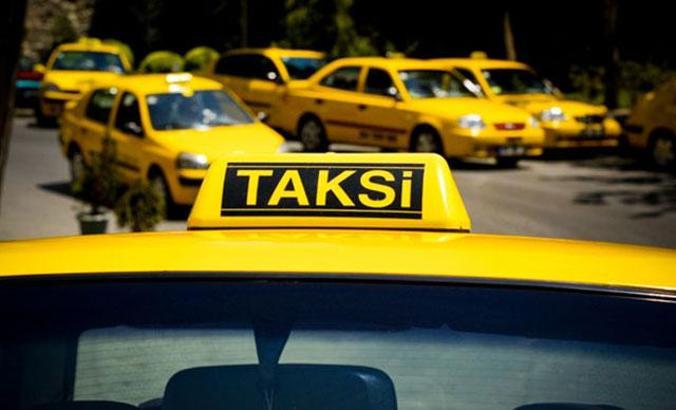 İstanbul'da ticari araçların tavan ve yanlarına da plakası yazılacak