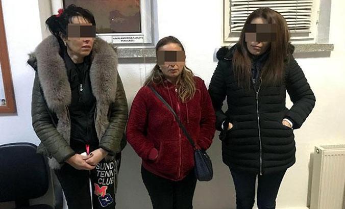 14 erkekle fuhuş yaparken yakalanan 3 kadından birinde HIV çıktı