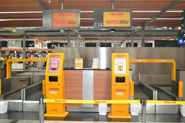 Sabiha Gökçen’de sıra beklemeden bagaj teslim hizmeti