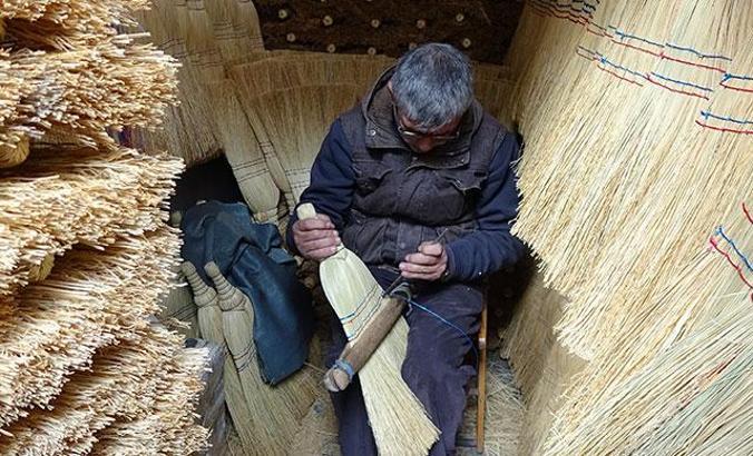 Ot süpürge, tarih oldu