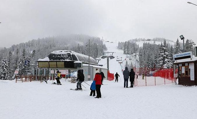 Ilgaz Dağı'nda kayak sezonu açıldı
