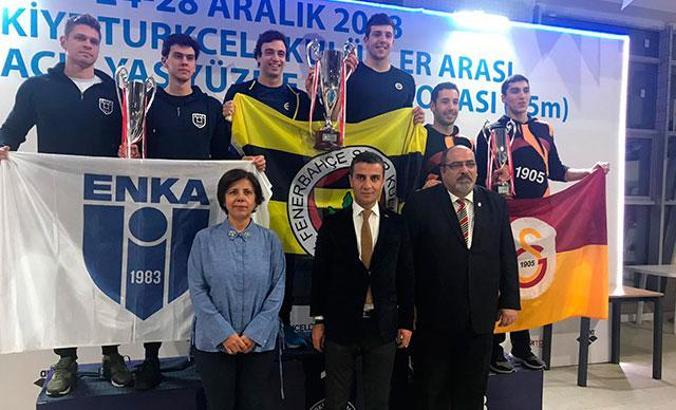 Yüzmede 39 Türkiye rekoru kırıldı