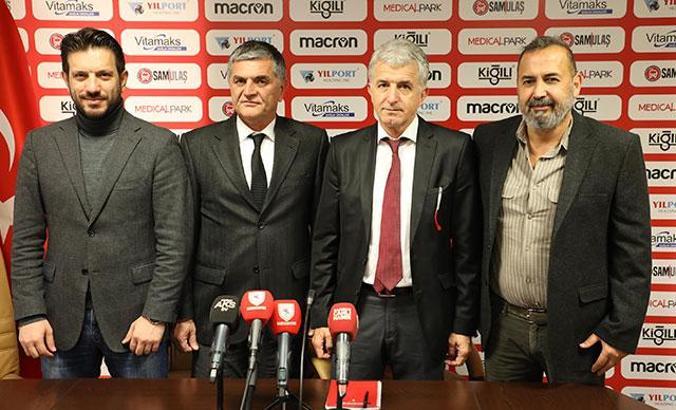 TFF’den istifa eden Yücel Uyar, Yılport Samsunspor’a imza attı