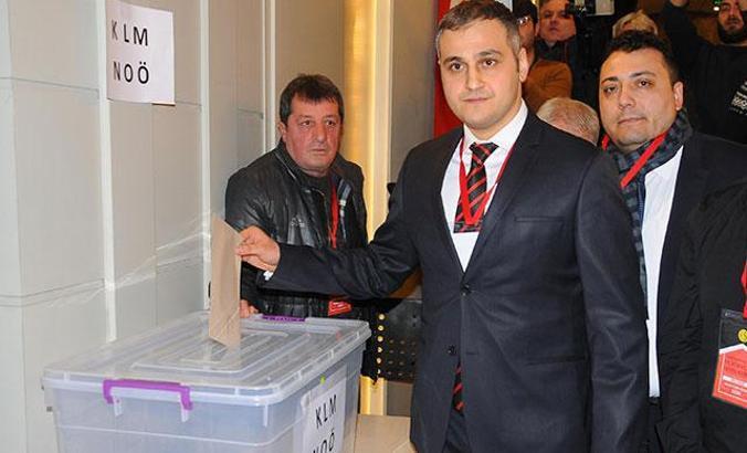 Eskişehirspor'da yeni başkan Kaan Ay oldu