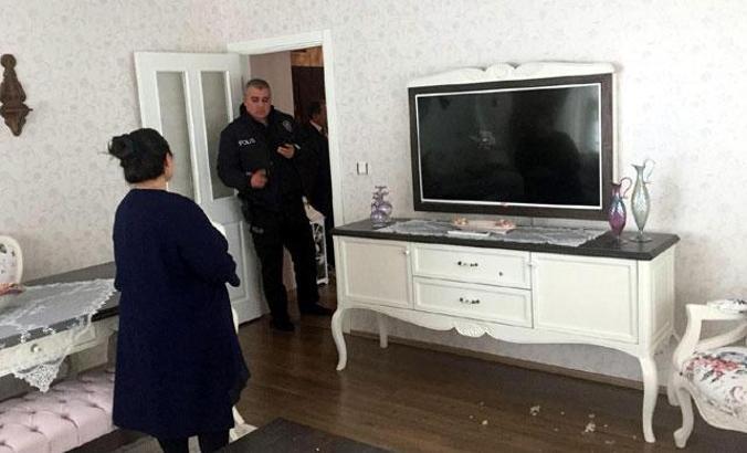 Belediye başkanının evi kurşunlandı