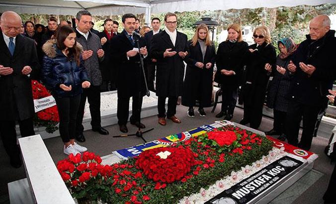 Mustafa Koç mezarı başında anıldı