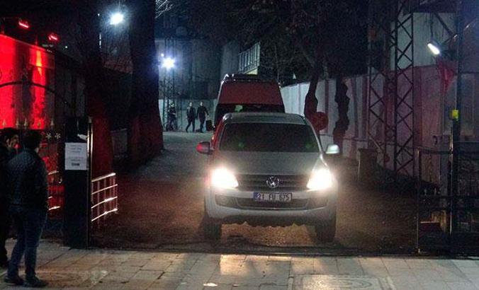 Silvan Emniyet Müdürü ile birlikte 8 kişi tutuklandı