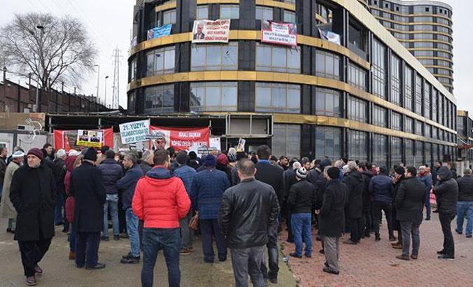 Orada toplandılar: Bu davanın dosyası kamyonlarla taşınacak halde