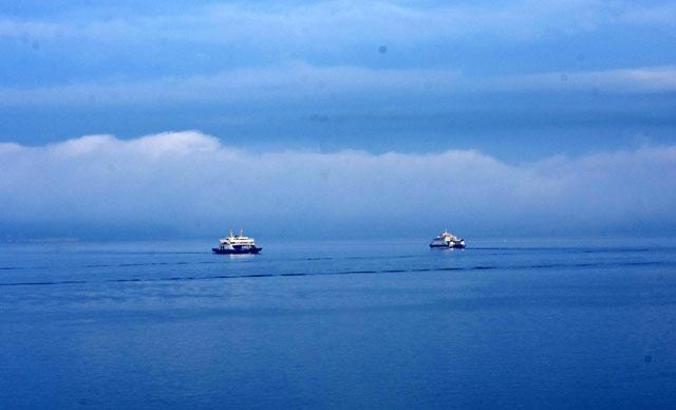 Çanakkale Boğazı, sis nedeniyle transit gemi geçişlerine kapatıldı