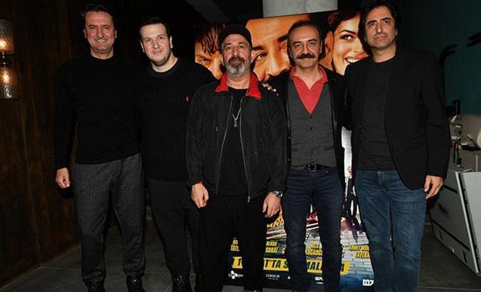 Organize İşler Sazan Sarmalı filminin özel gösterimi yapıldı