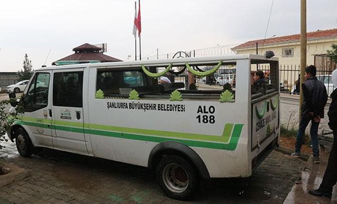 Şanlıurfa'da üzerine televizyon düşen minik Elçin öldü