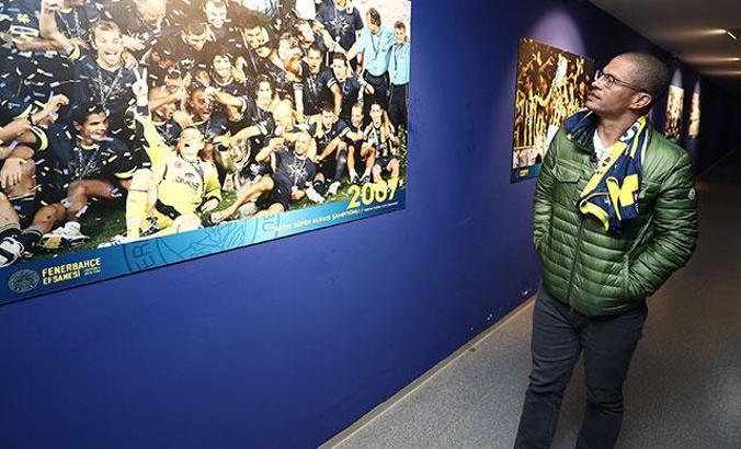 Alex De Souza Fenerbahçe'yi ziyaret etti