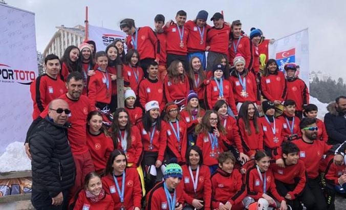 FIS Çocuk Kupası Uludağ'da tamamlandı