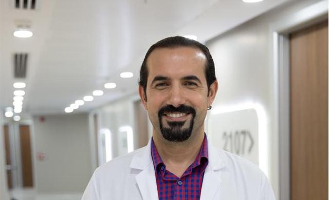 Kadınlarda diz kireçlenmesi daha sık görülüyor