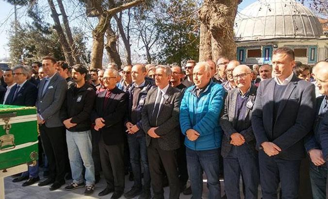 Cüneyt Çakır'ın kayınpederi son yolculuğuna uğurlandı