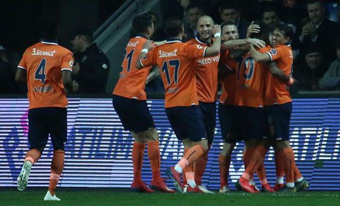 Medipol Başakşehir - Fenerbahçe: 2-1