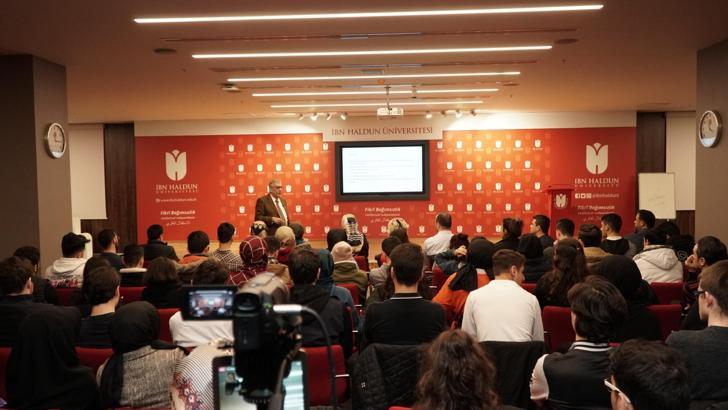 Dr. Hakkı Öcal: Sosyal medyada yalan içerik yüzde 60’lara dayandı