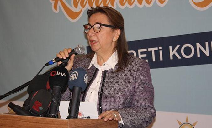 Bakan Pekcan: İş hayatındaki kadın oranı yüzde 24'lerden, yüzde 34'lere geldi