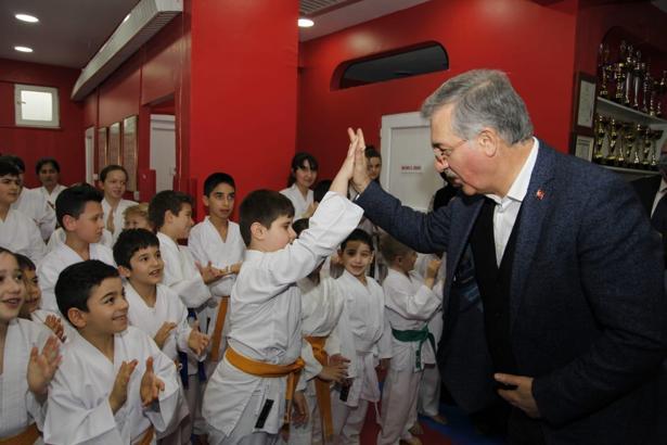 AK Parti Başkan Adayı Ebubekir Taşyürek: Spor kulüplerine hak ettiği desteği vereceğiz