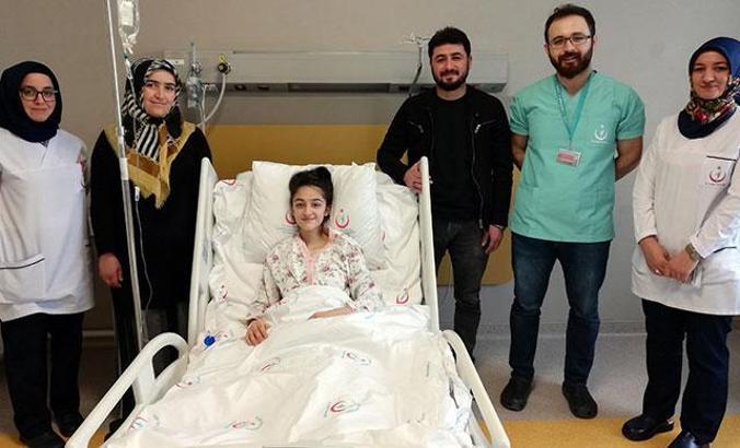 Karnından futbol topu büyüklüğünde kitle çıktı