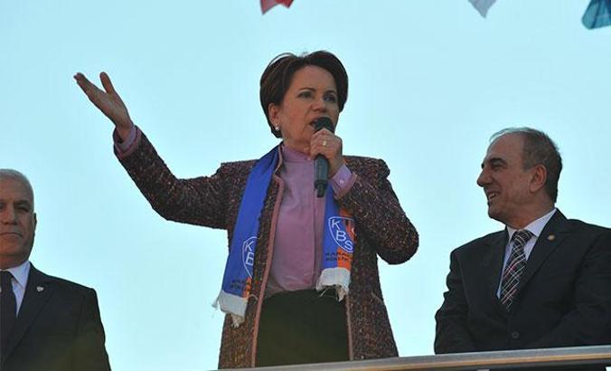 Akşener: Biz ekonomiyi konuşmaya devam edeceğiz