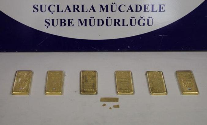 Zimmetine geçirdiği paralarla külçe altın yaptırmış