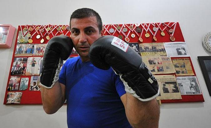 7 kez Türkiye şampiyonu olan milli kick-boksçu muhtar adayı