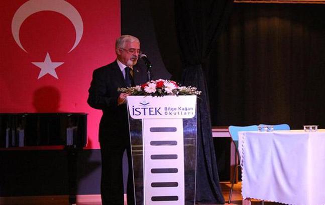 Coğrafya öğretmenleri önce sempozyumda, sonra arazi çalışmasında buluştu