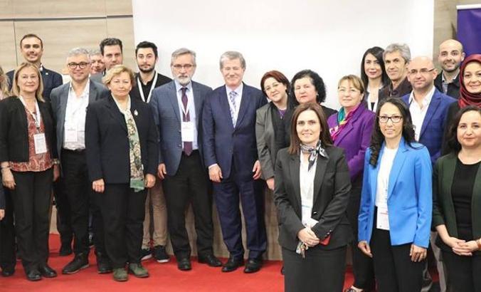 Medya okuryazarlığı eğitimi yaygınlaştırılmalı