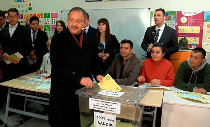 Özhaseki: Sonuca herkesin saygılı davranması icap ediyor