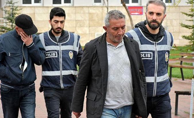 'Cin çıkarma' bahanesiyle 700 bin lira dolandırdılar