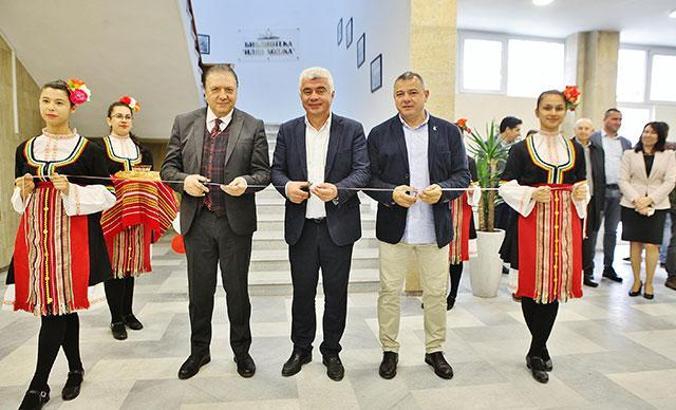 Bulgaristan'ın ilk Balkan kütüphanesi açıldı