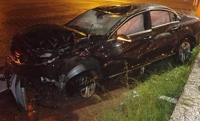 İş Bankası yöneticisi Kurbanoğlu ve kardeşi kazada yaralandı