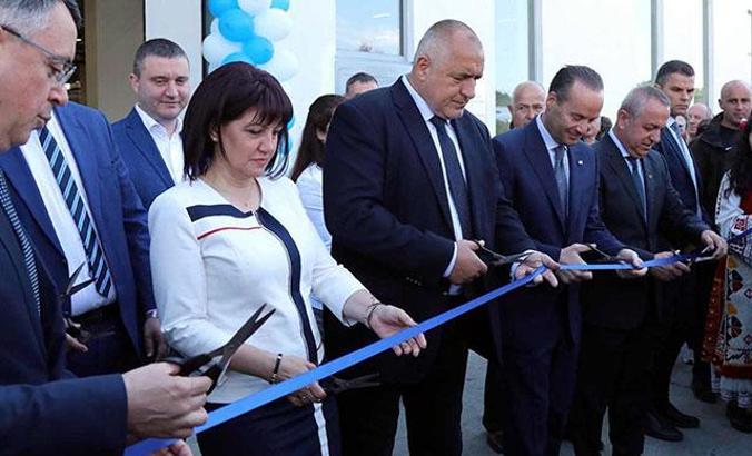 Bulgaristan'da 4'üncü fabrikasını açan Türk şirketi, 2 bin 550 kişiye istihdam sağlıyor