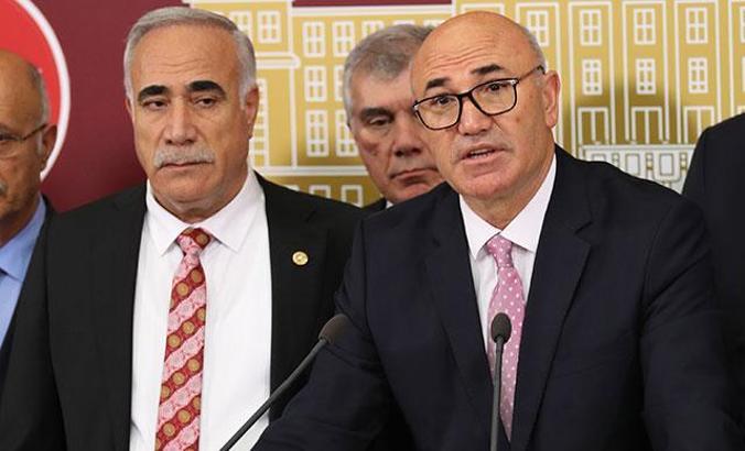 CHP'li Tanal: Terör örgütü bağlantılı kişiler, kesici ve delici aletle makamıma kadar girebiliyormuş