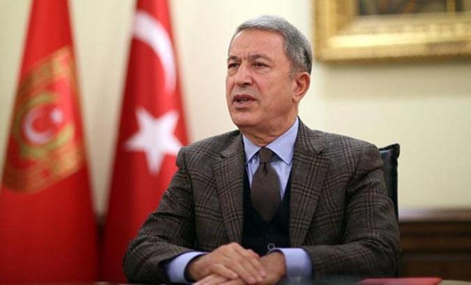 Bakan Akar: Silah altındaki askerler terhis olabilir