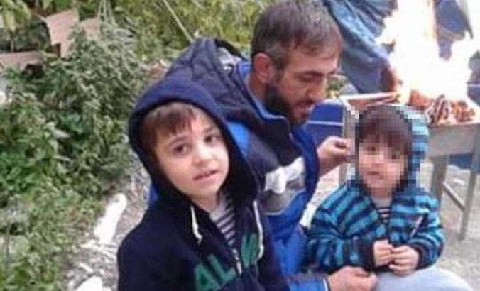 Oğlunu elektrikli süpürge sapıyla döverek öldüren babanın müebbet hapsi istendi