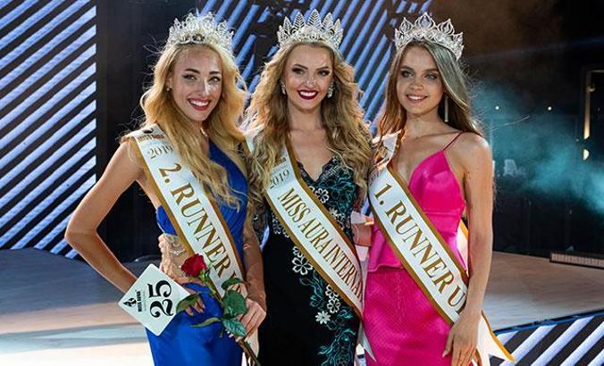Miss Aura International'in kraliçesi, Çek Kristyna Malirova oldu