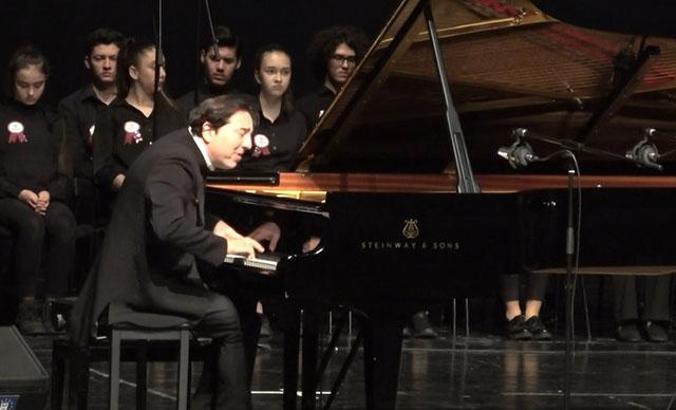 Fazıl Say, Bursa'da sahne aldı